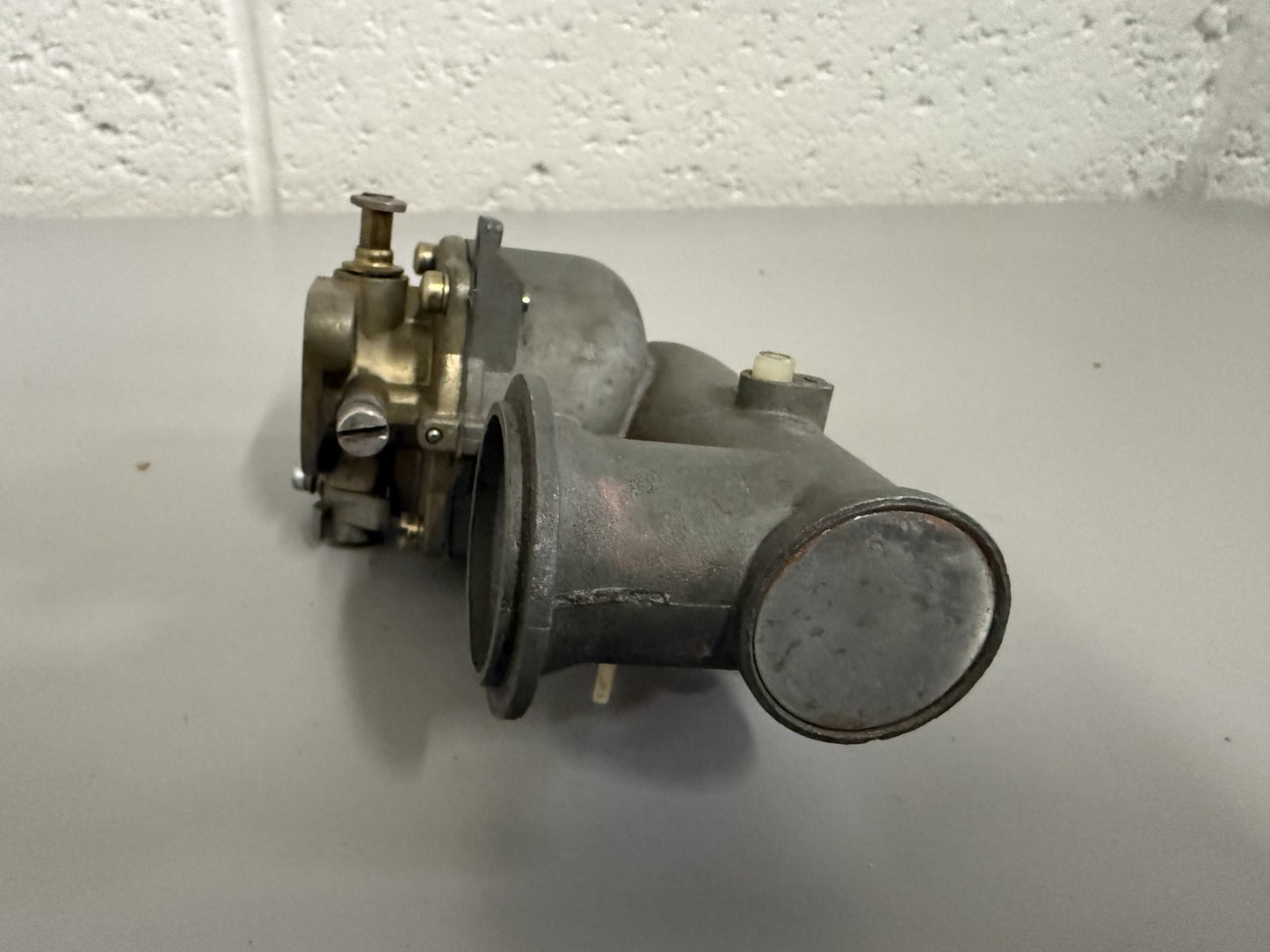NEW OEM 294075 Briggs & Stratton Carburetor 0820