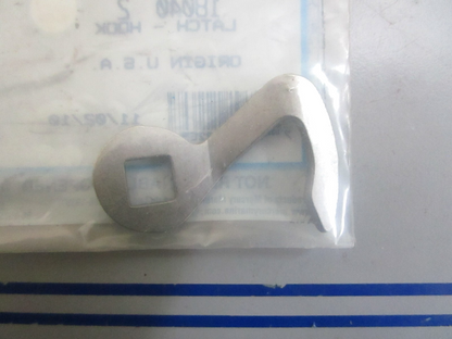 *NEW OEM* 0810 Mercury Quicksilver Hook Latch 18040 2