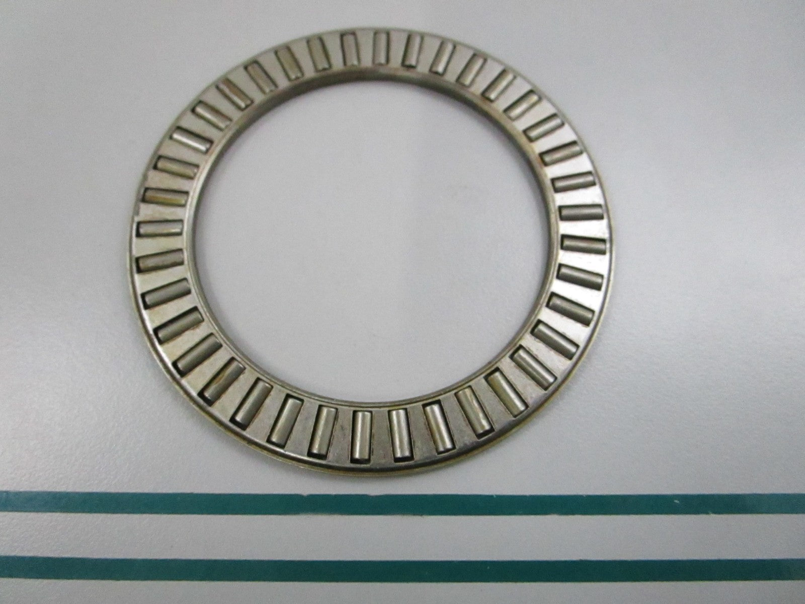 NEW OEM 385043 0385043 OMC Johnson Evinrude Thrust Bearing 0810