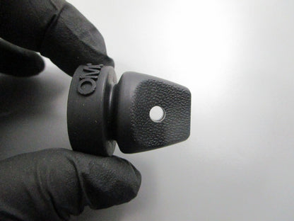 *NEW OEM* 0810 OMC Johnson Evinrude Push Knob 332179 0332179