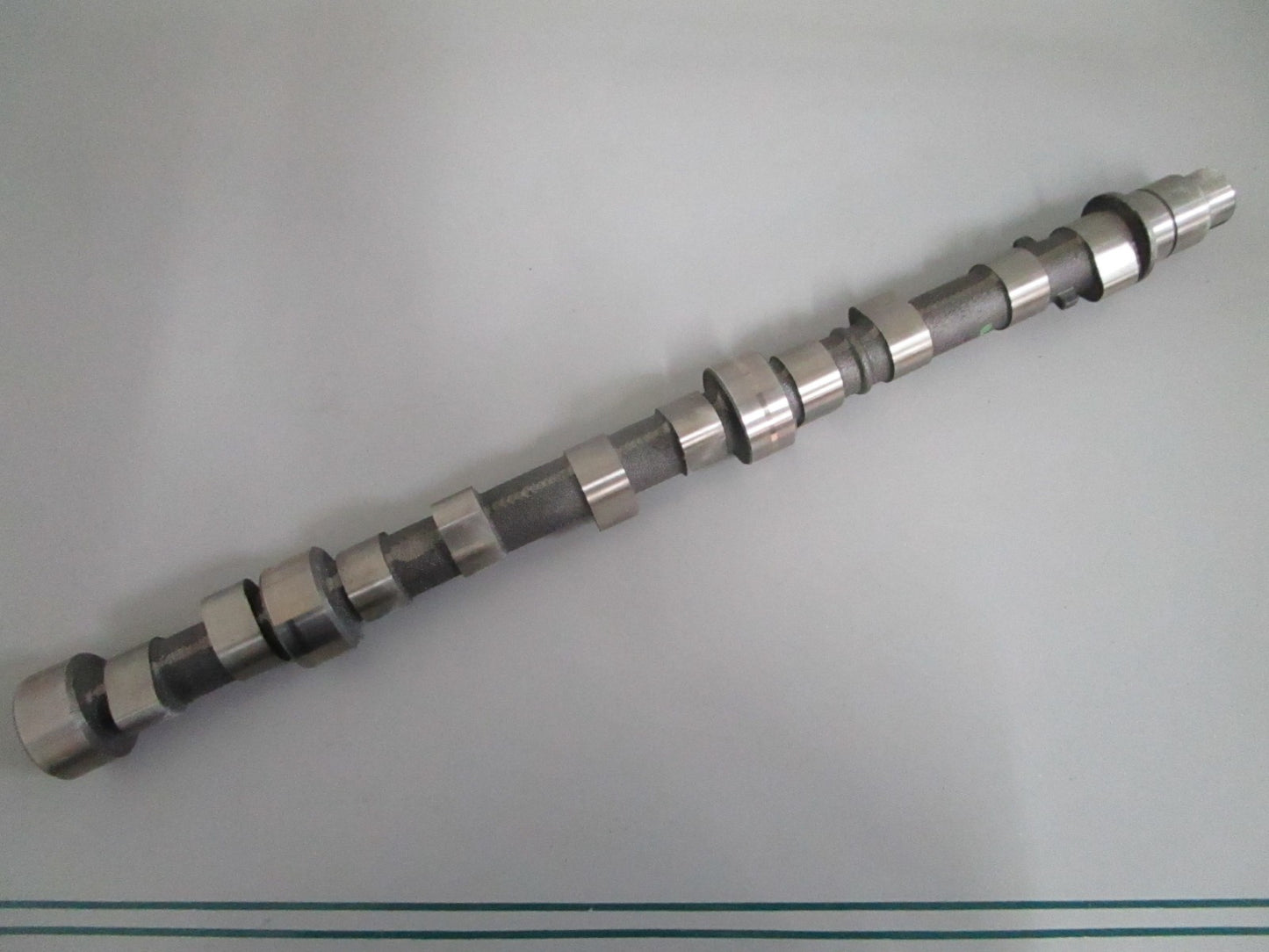 NEW OEM 6170510801 Mercedes-Benz Camshaft 0820