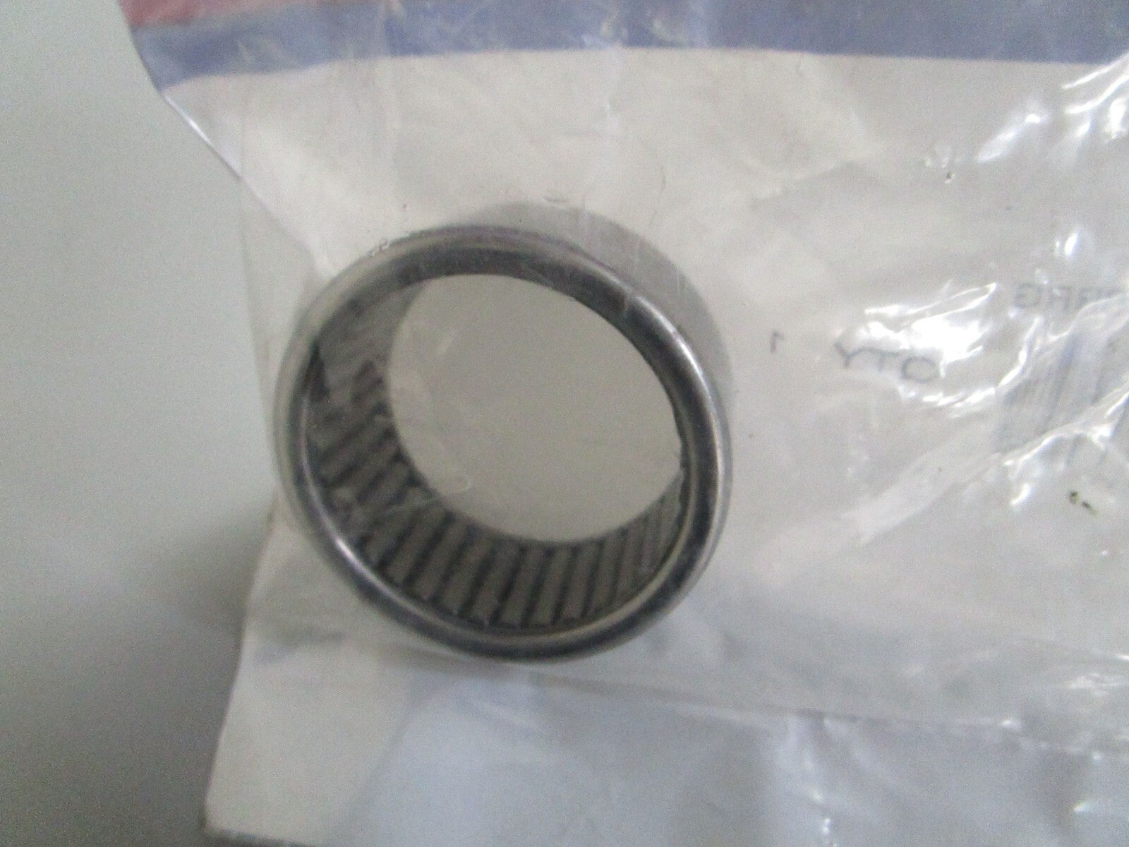 *NEW OEM* 0770 OMC Johnson Evinrude Needle Bearing 382407 0382407