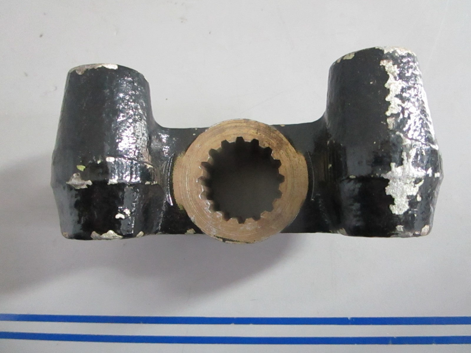 NEW OEM 30451 Mercury Quicksilver Yoke 0820