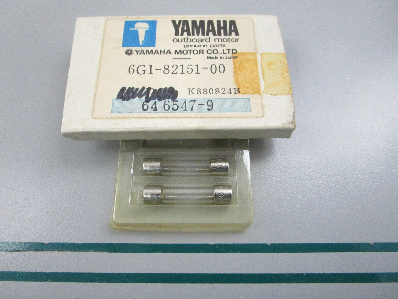 NEW OEM (LOT OF 2) 6G1-82151-00-00 Yamaha 10A Fuse 0810