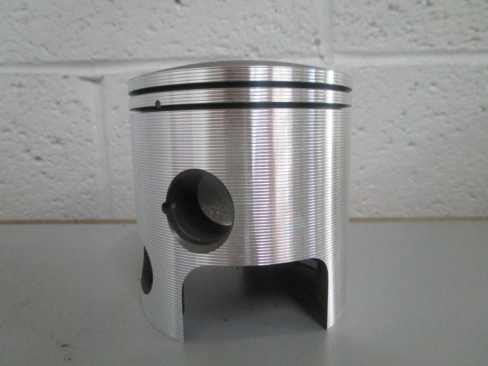 NEW 3117P2 Wiseco Piston Kit For Suzuki Replaces: 3017P2 0820