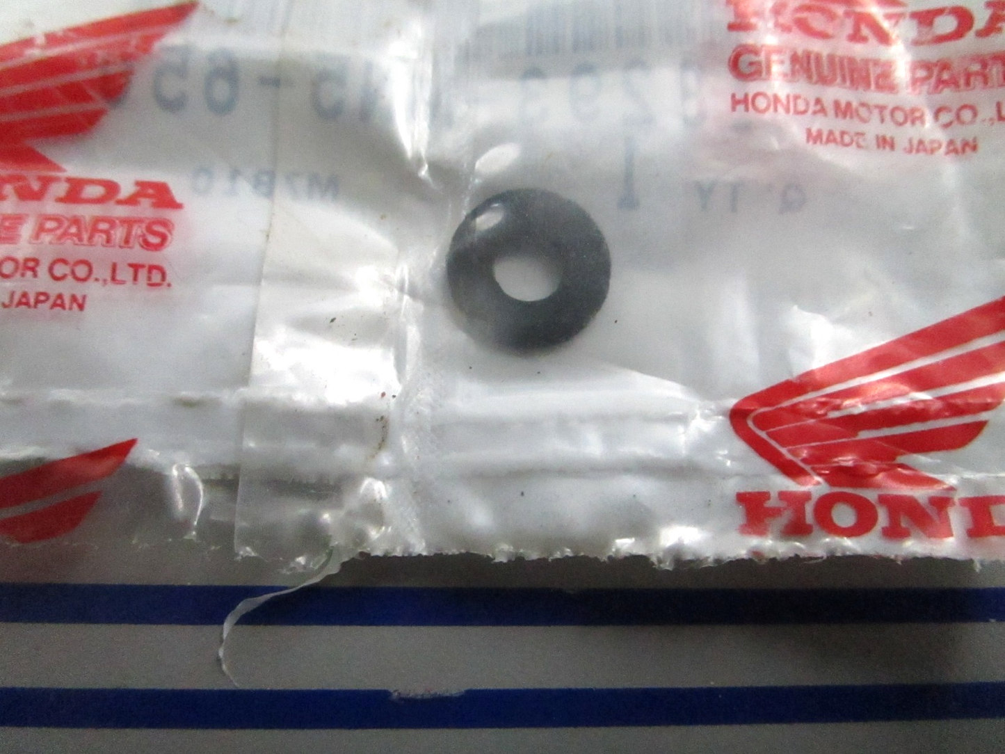 *NEW OEM* 0810 Honda Gasket 18293-MN5-650