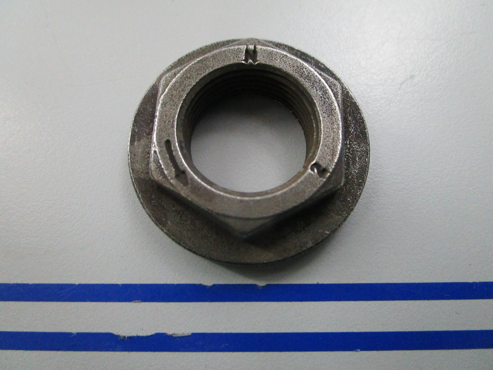 NEW OEM Volvo Penta 3852302 Nut 0810
