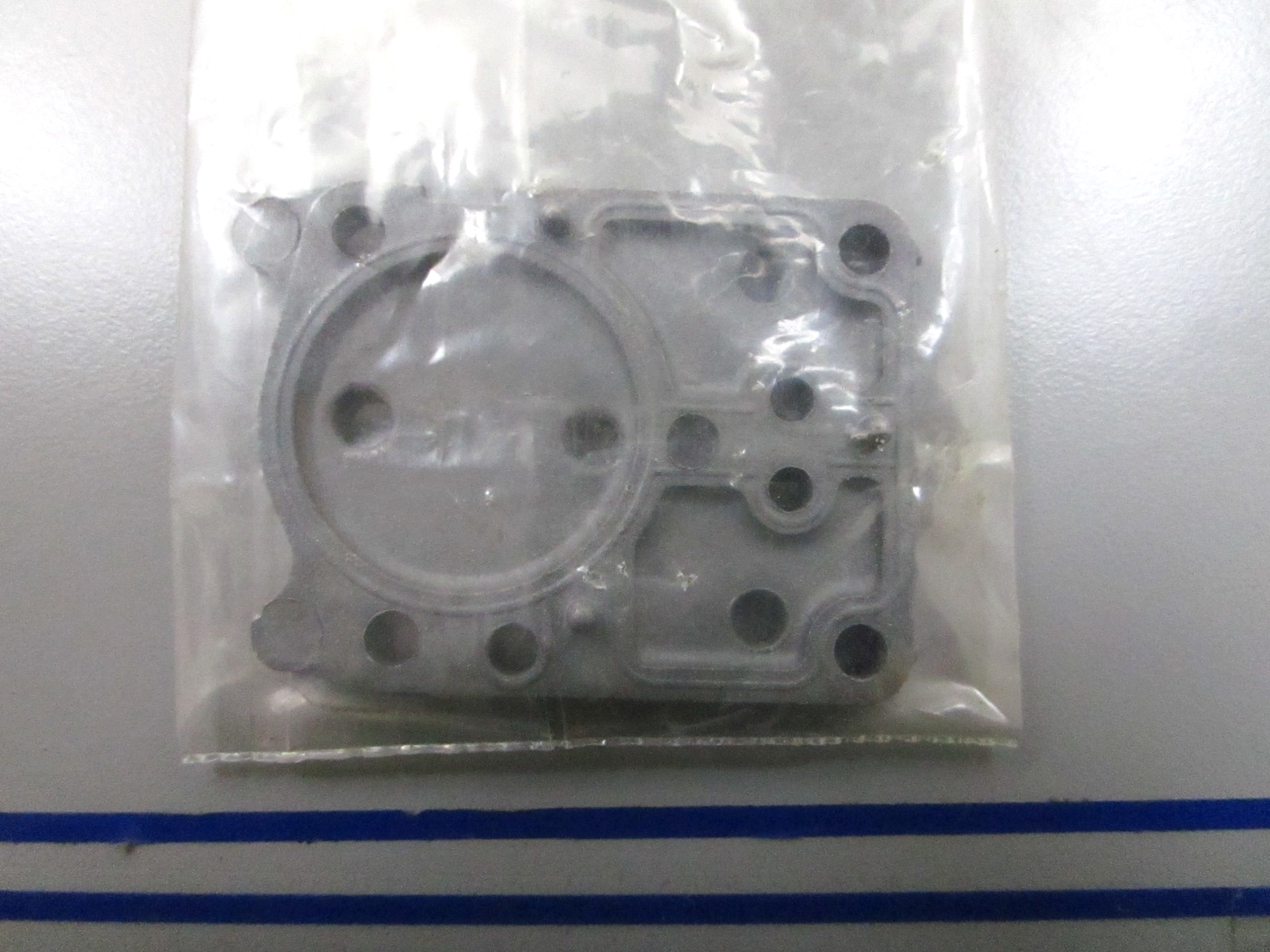 *NEW OEM* 0810 Mercury Quicksilver Fuel Pump Body 1399-5129