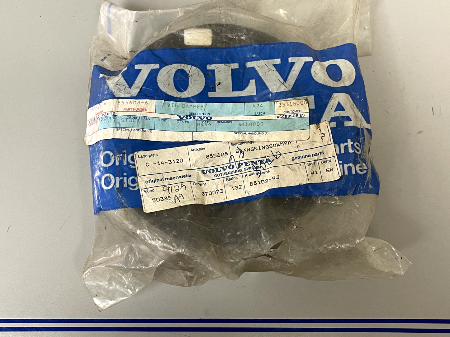 *NEW OEM* 0670 Volvo Penta Vibration Damper Harmonic Balancer Pulley 855608