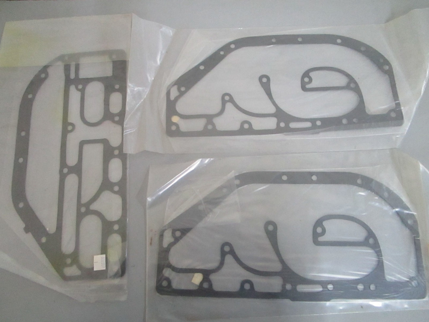 *NEW OEM* 0820 OMC Johnson Evinrude Powerhead Set 439084 0439084