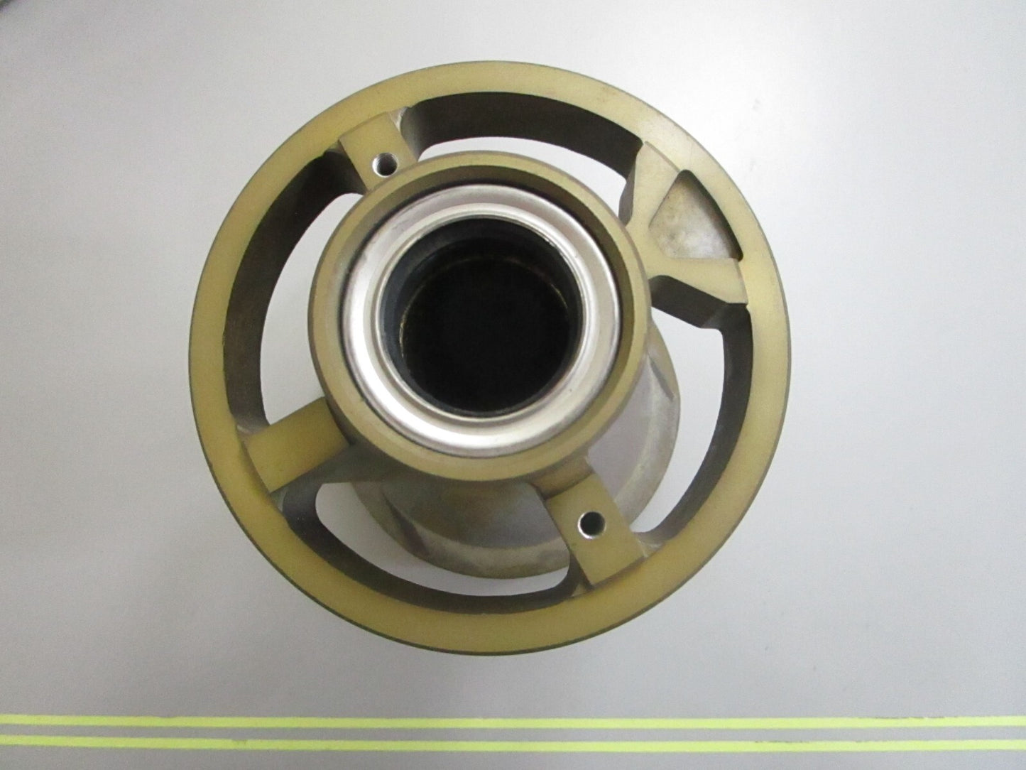 *NEW* 0820 Sierra Bearing Carrier 18-2376 Replaces: 818763A10