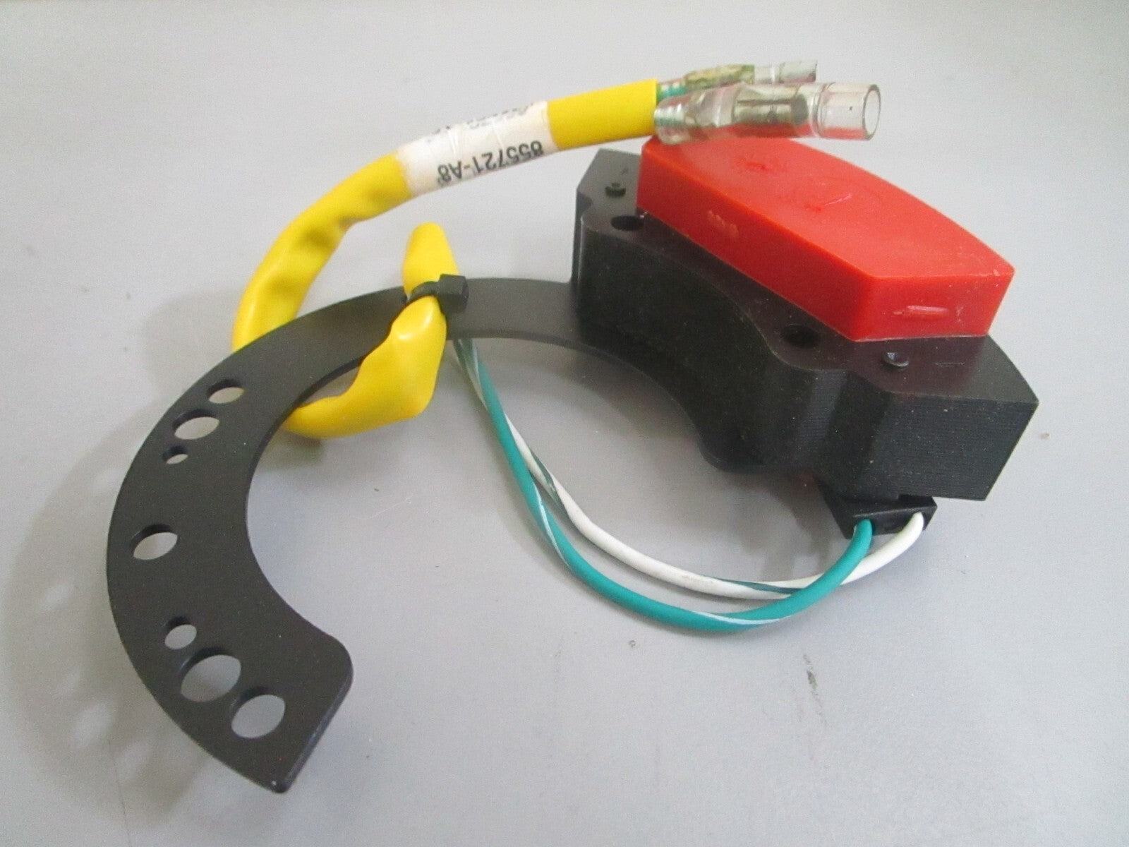 *NEW OEM* 0820 Mercury Quicksilver Stator Assy 855721T8