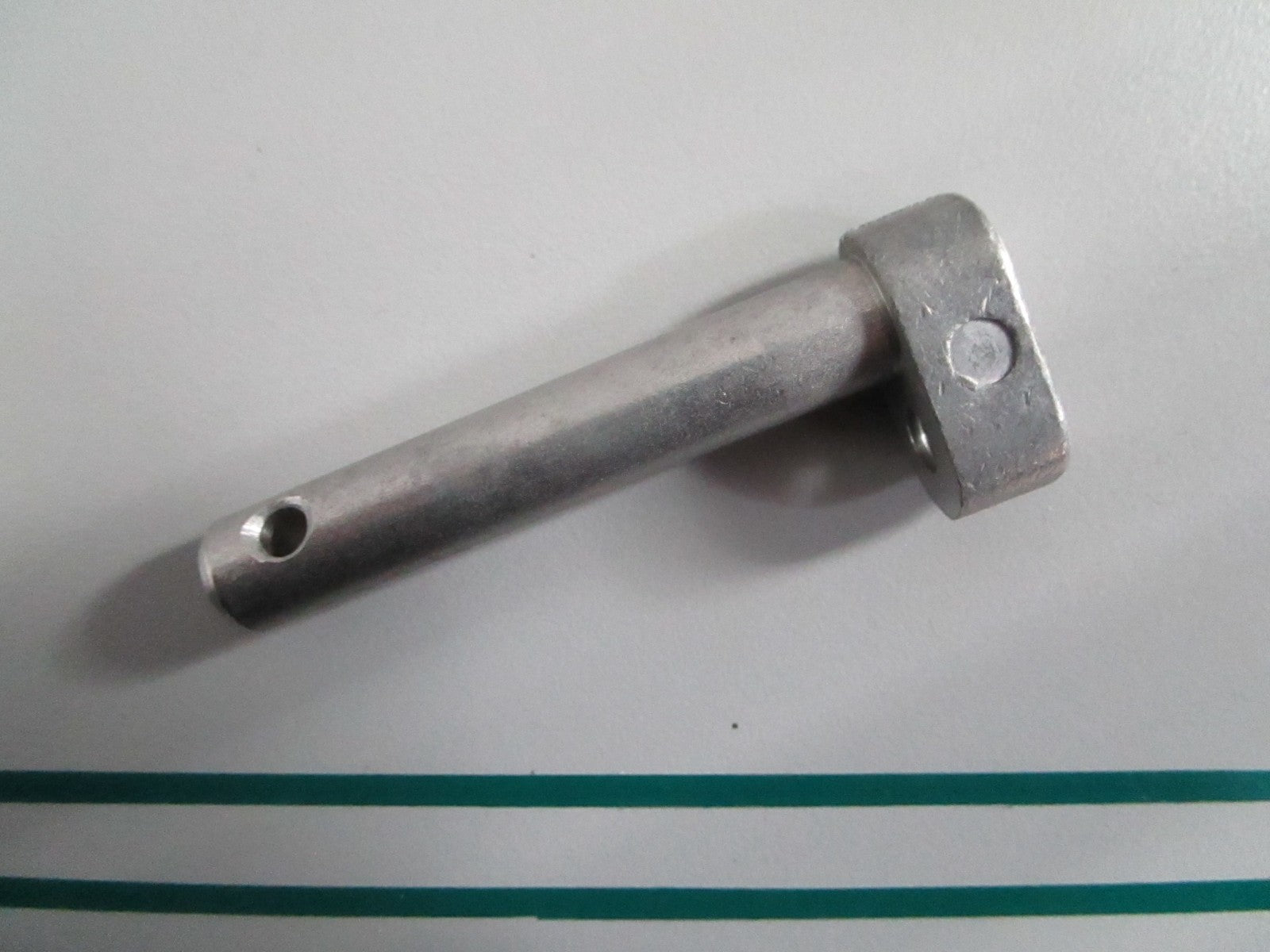 NEW OEM 83527M Mercury Quicksilver Throttle Control Shaft 0820
