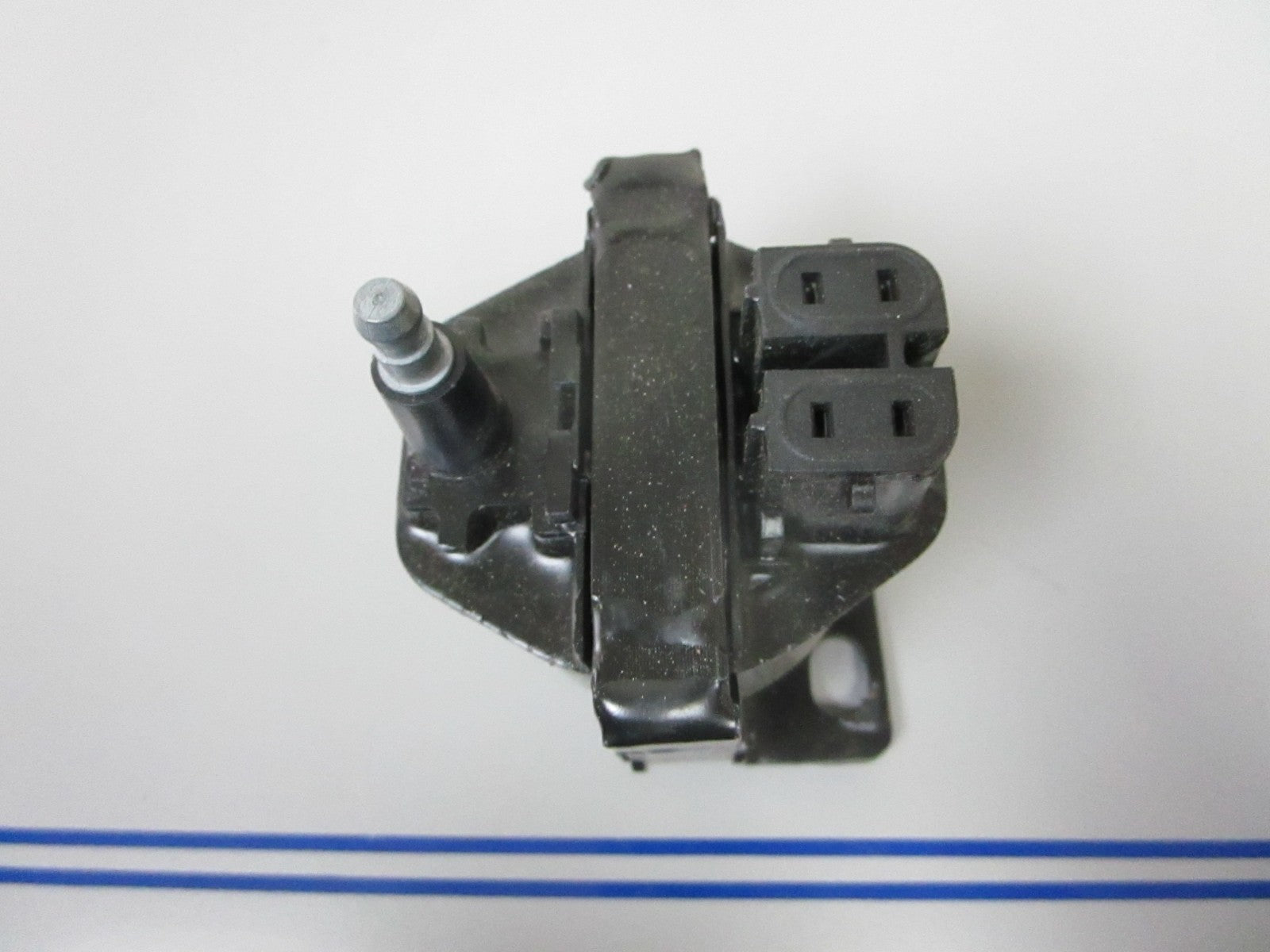 *NEW OEM* 0720 OMC Johnson Evinrude 302 181 CID 1990- 1993 3.0L Ignition Coil
