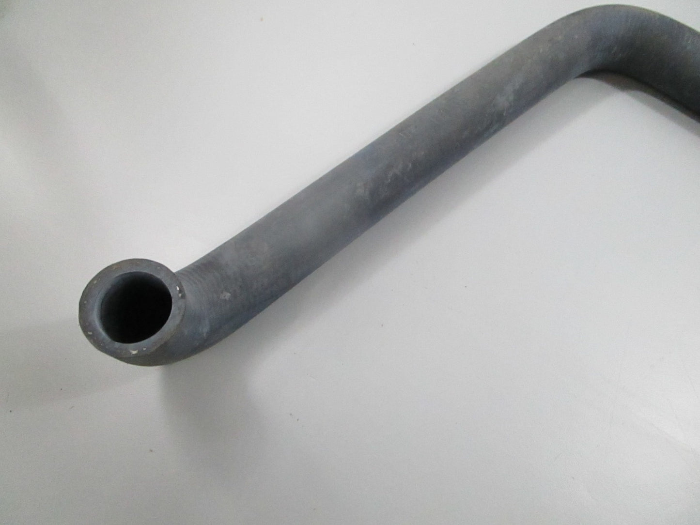 *NEW OEM* 0720 Volvo Penta Hose 3850363
