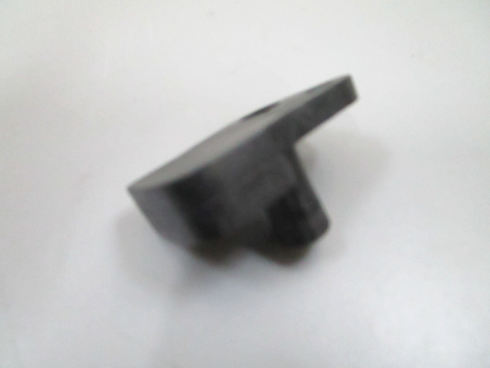 *NEW OEM* 0780 OMC Johnson Evinrude Idle Stop Bumper 338676 0338676