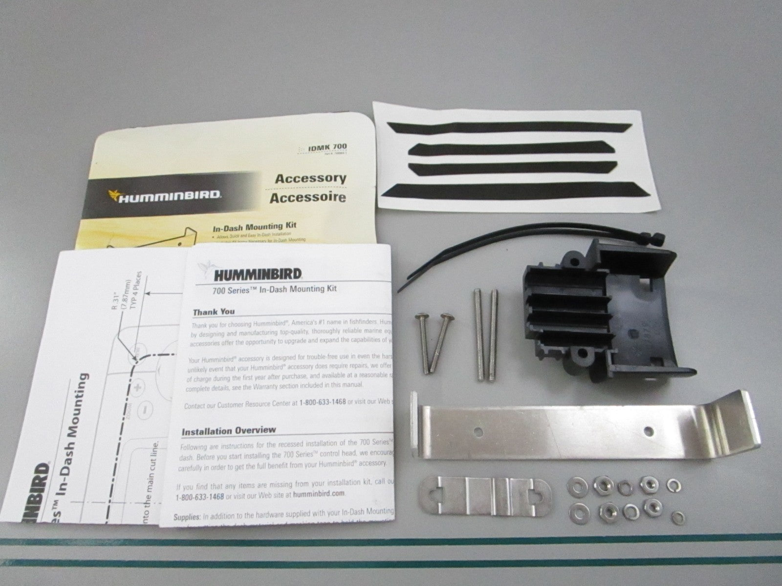 NEW IDMK 700 740084-1 Humminbird In-Dash Mounting Kit 0810