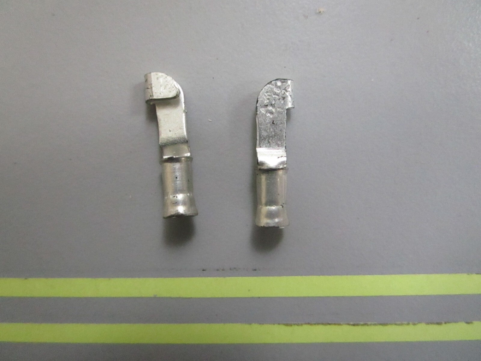 *NEW OEM* (LOT OF 2) 0810 OMC Johnson Evinrude Terminal 308808 0308808