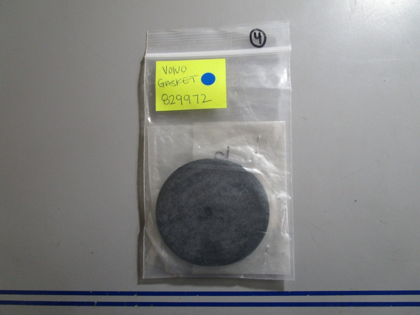 *NEW OEM* 0810 Volvo Penta Gasket 829972