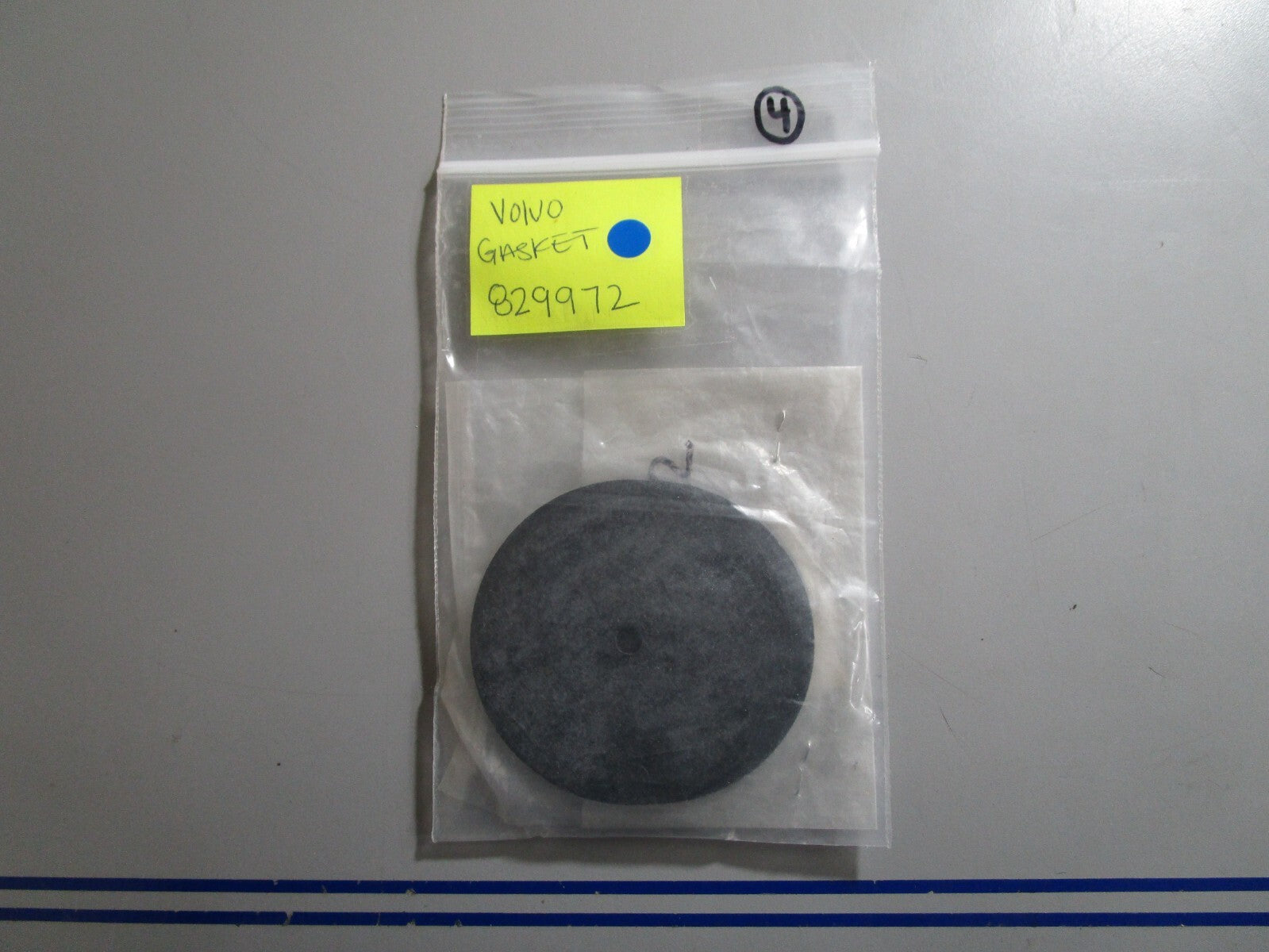 *NEW OEM* 0810 Volvo Penta Gasket 829972