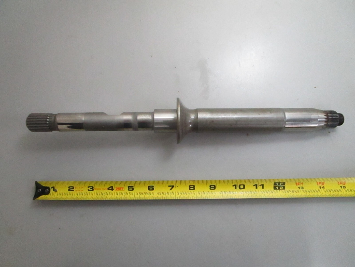 *NEW OEM* 0820 OMC Johnson Evinrude Drive Shaft 375377 0357377