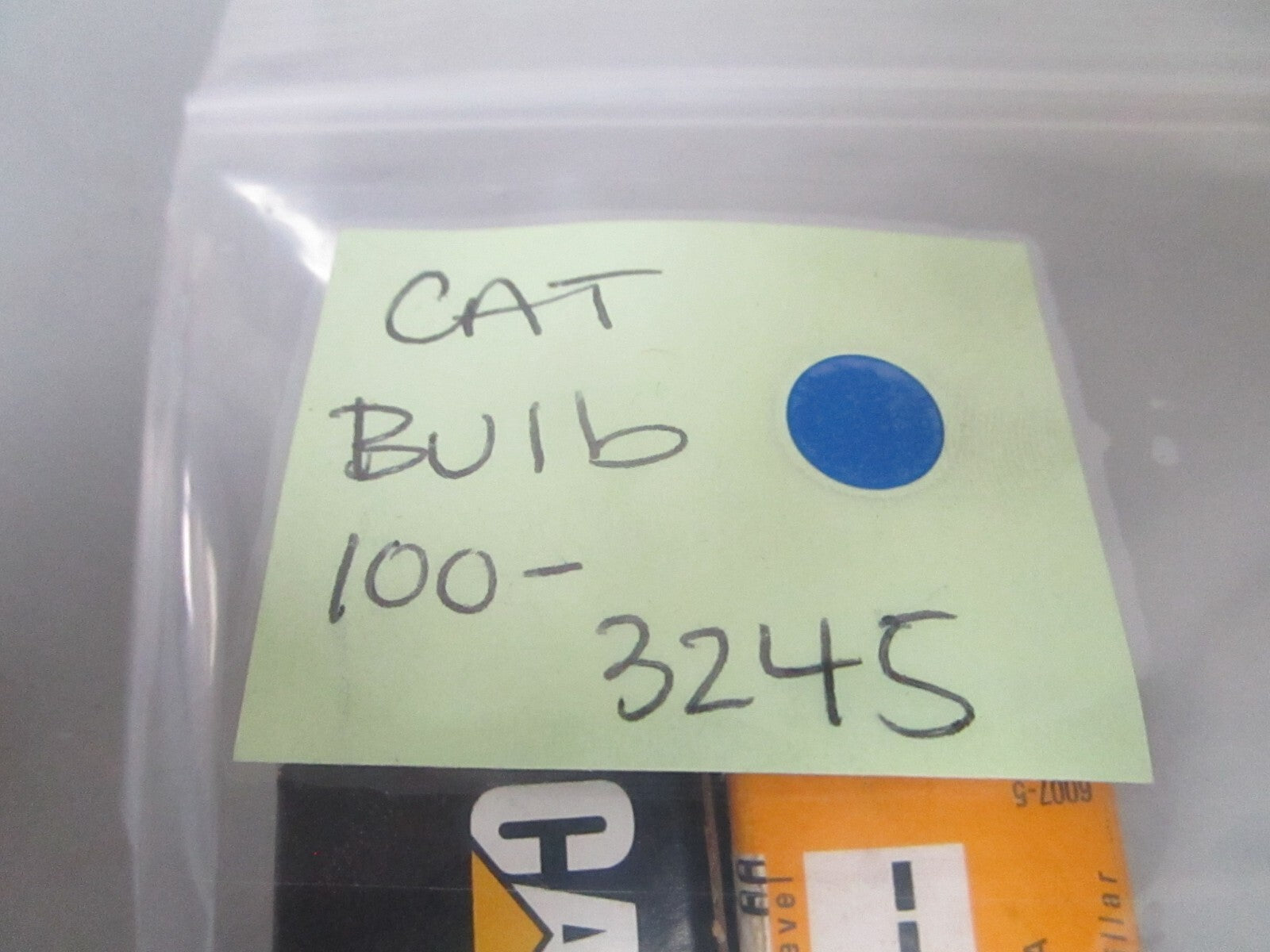 *NEW OEM* (LOT OF 2) 0720 CAT Caterpillar Bulb 100-3245