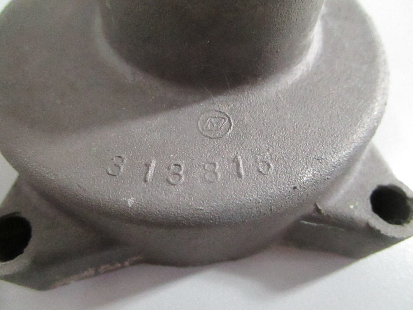 NEW OEM 313815 0313815 OMC Johnson Evinrude Impeller Housing 0820