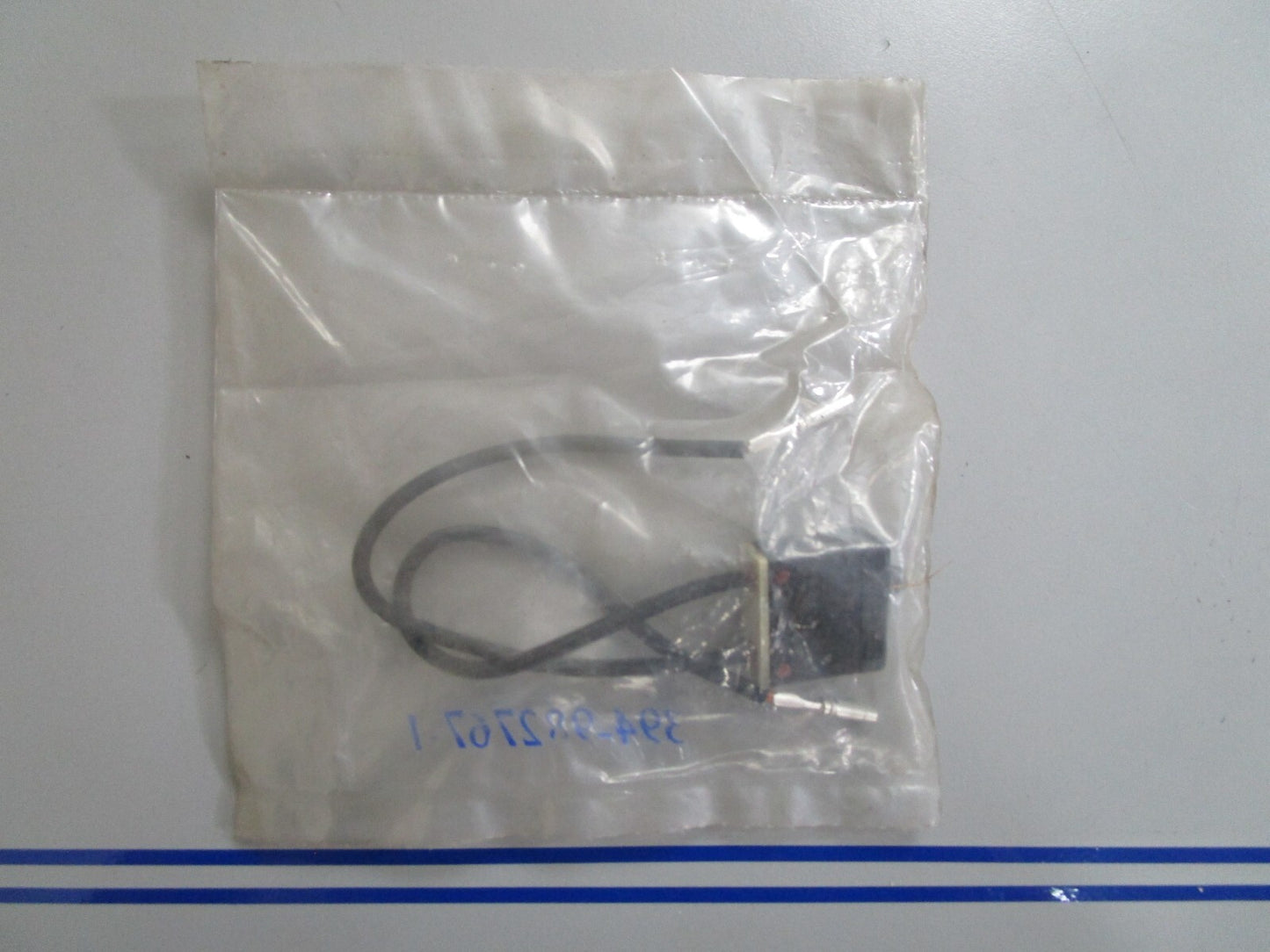 *NEW OEM* 0810 OMC Johnson Evinrude Terminal & Switch 982767 0982767