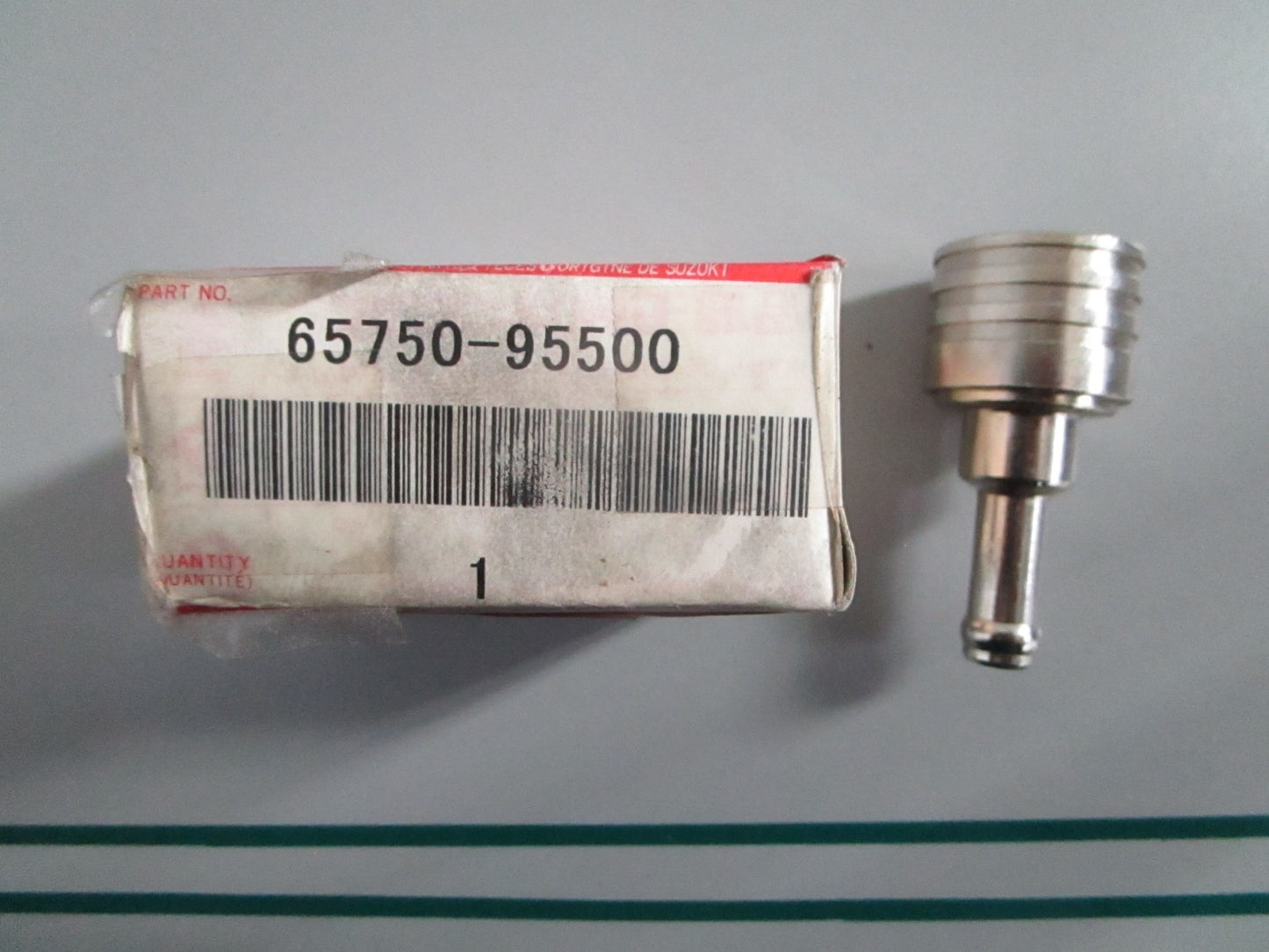 NEW OEM 65750-95500 Suzuki Fuel Connector 0820