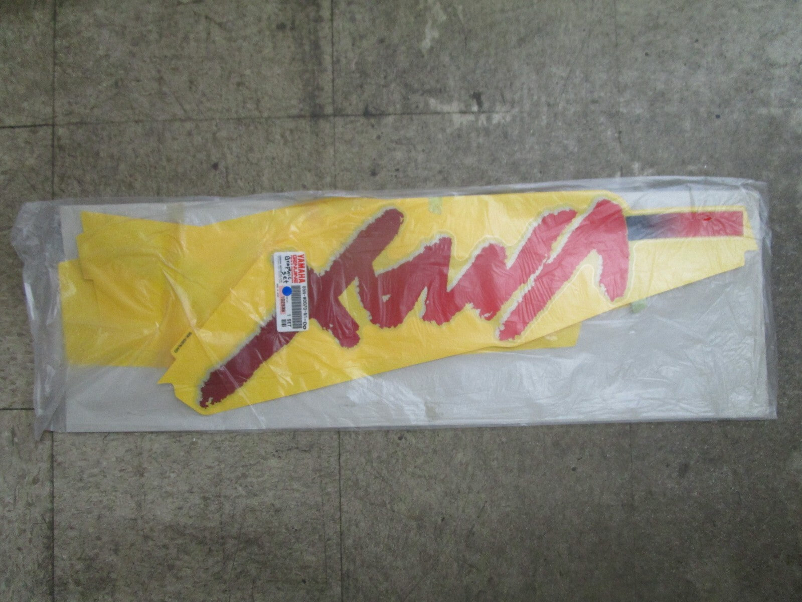 *NEW OEM* 0820 Yamaha Graphic Set 65N-W0070-N1-00