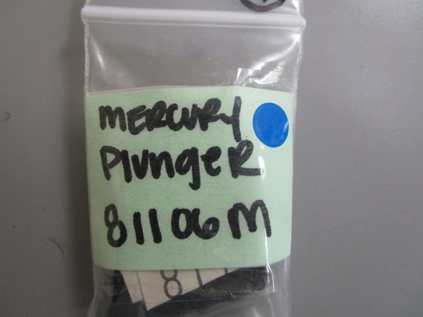 *NEW OEM* 0810 Mercury Quicksilver Plunger 81106M