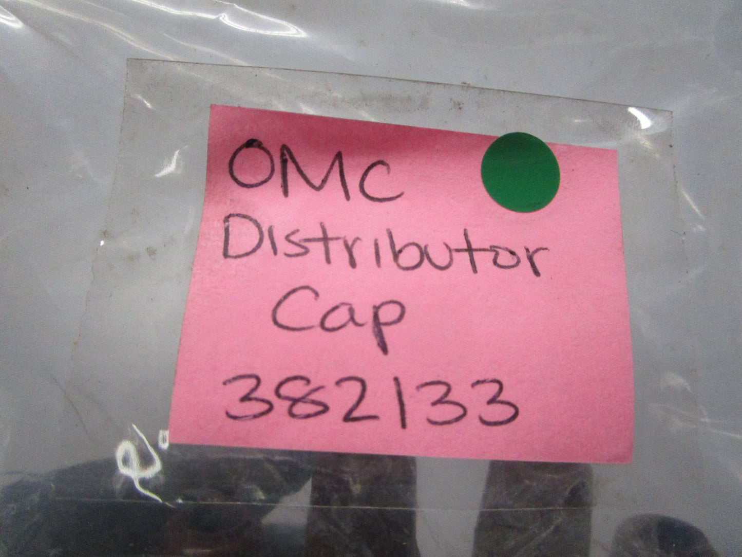 NEW OEM 382133 0382133 OMC Johnson Evinrude Distribution Cap 0810