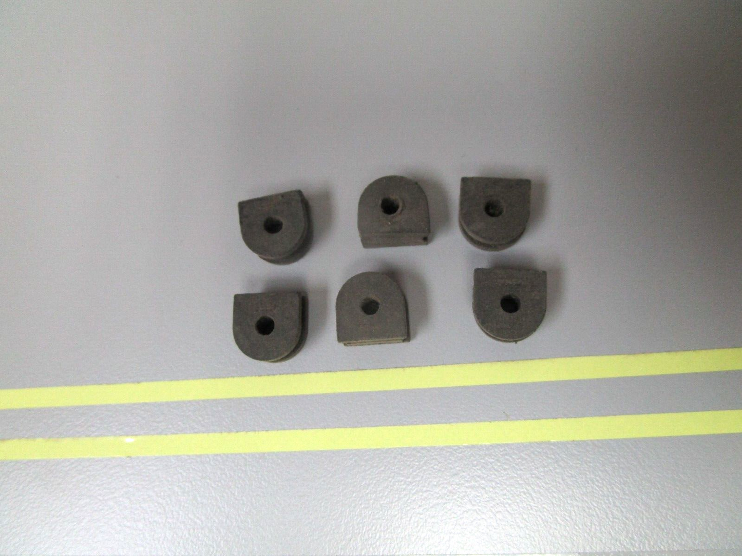 *NEW OEM* (LOT OF 6) 0750 OMC Johnson Evinrude GROMMETS 510905 0510905