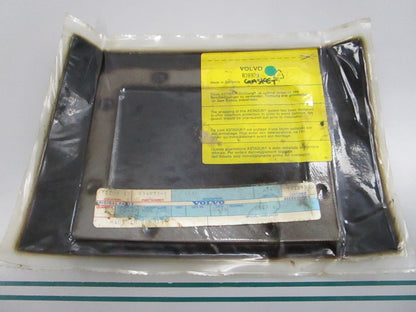 NEW OEM 838979 Volvo Penta Gasket 0810