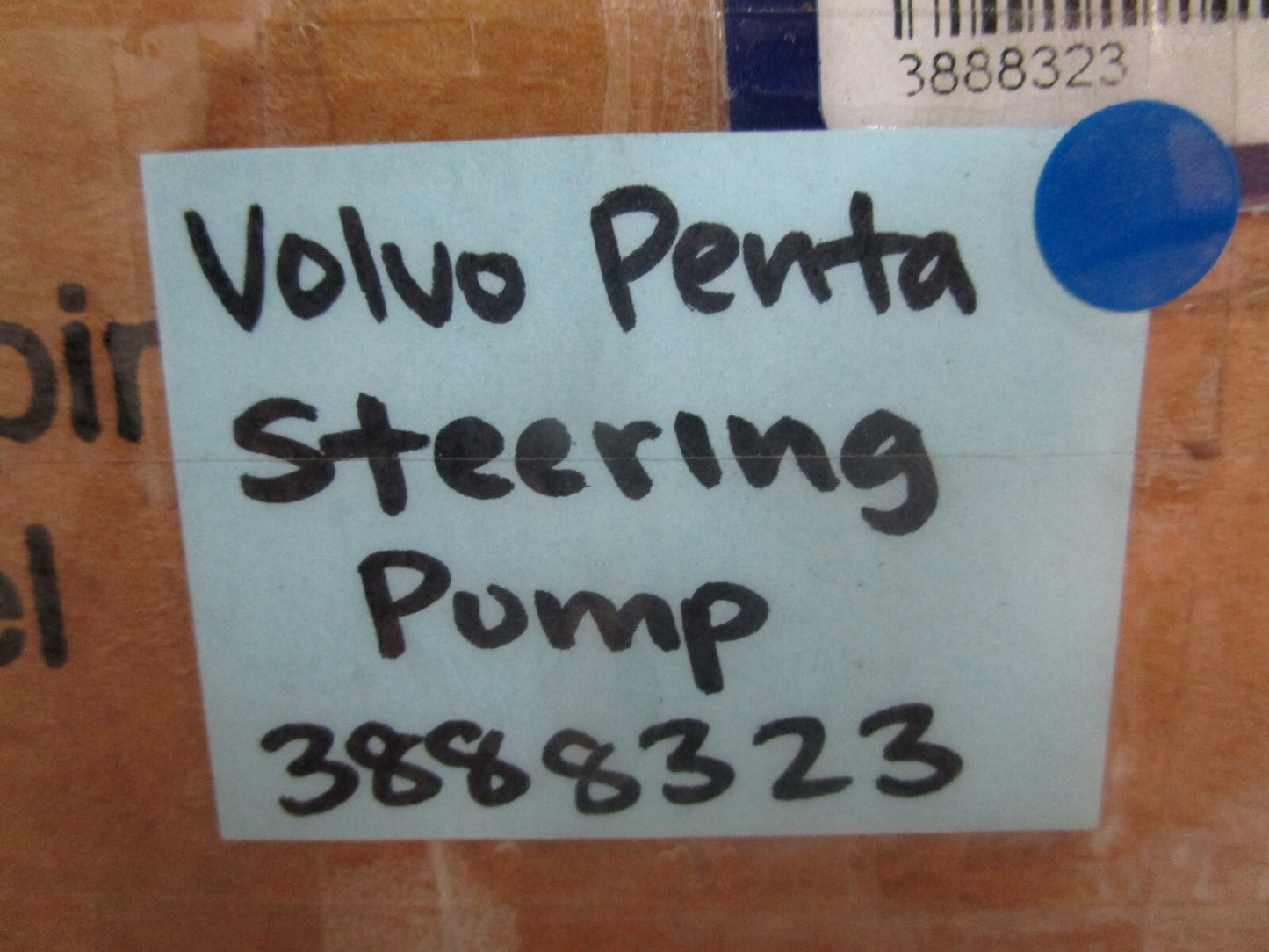 *NEW OEM* 0820 Volvo Penta Steering Pump 3888323