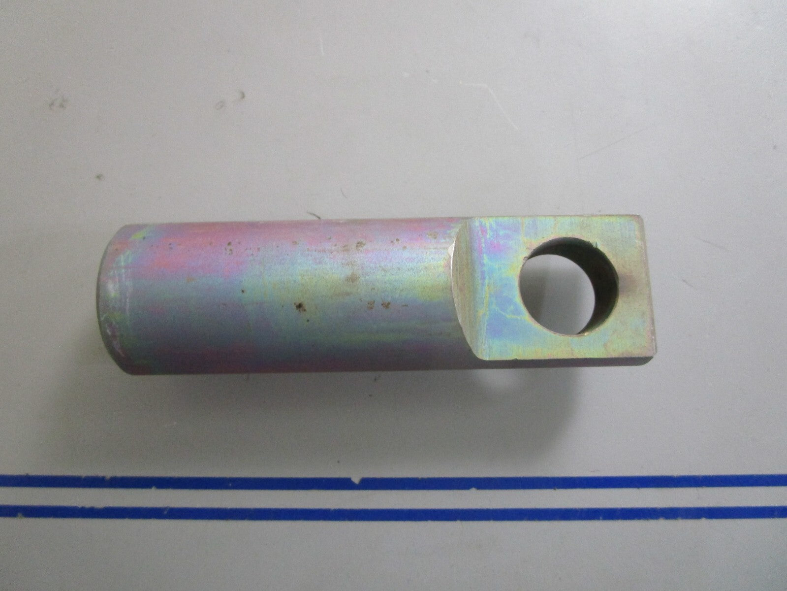 *NEW OEM* 0810 Volvo Penta Dowel 841247