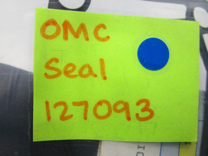 *NEW OEM* 0810 OMC Johnson Evinrude Seal 127093 0127093