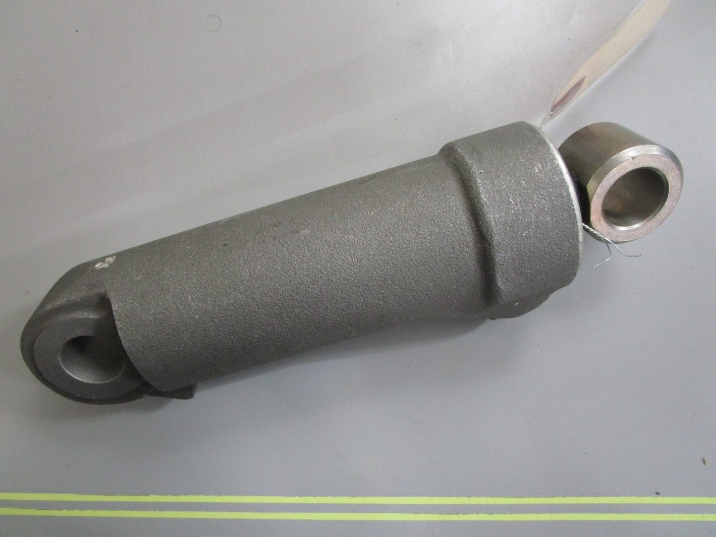 *NEW OEM* 0820 Mercury Force Hydraulic Cylinder FK695381