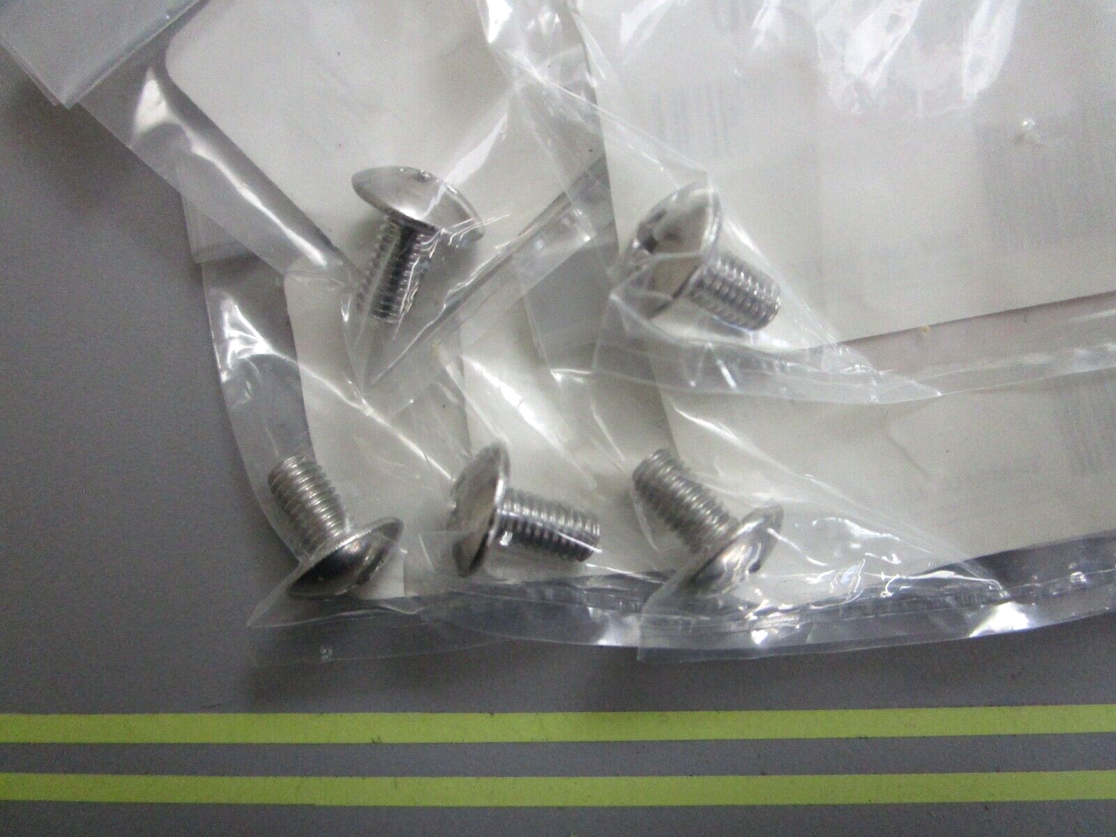 *NEW OEM* (LOT OF 5) 0810 Yamaha Screw 1 EL8-48127-00-00