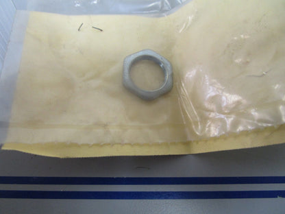 *NEW OEM* 0810 Case IH Nut A20467