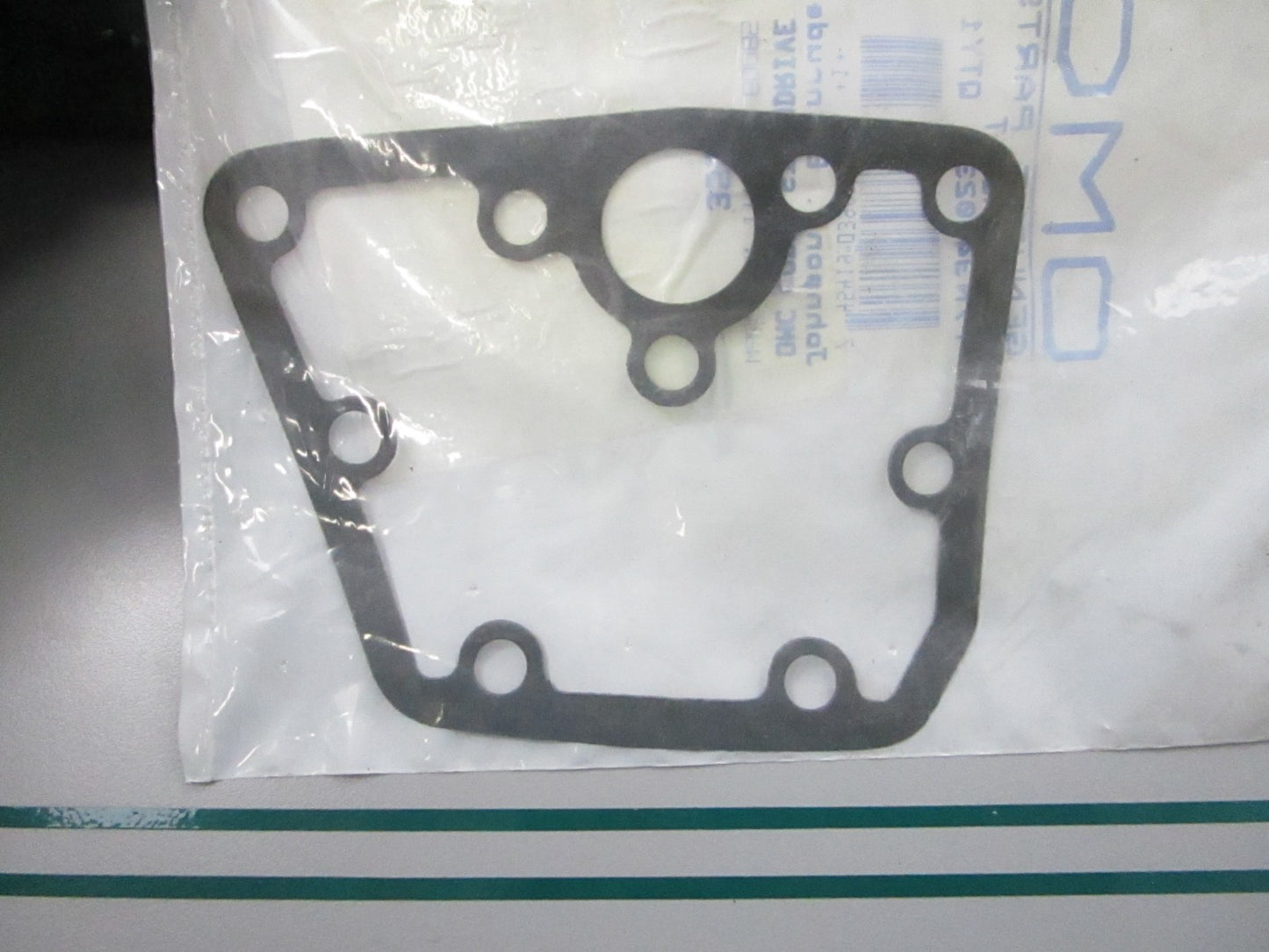 NEW OEM 343023 0343023 OMC Johnson Evinrude Gasket 0810
