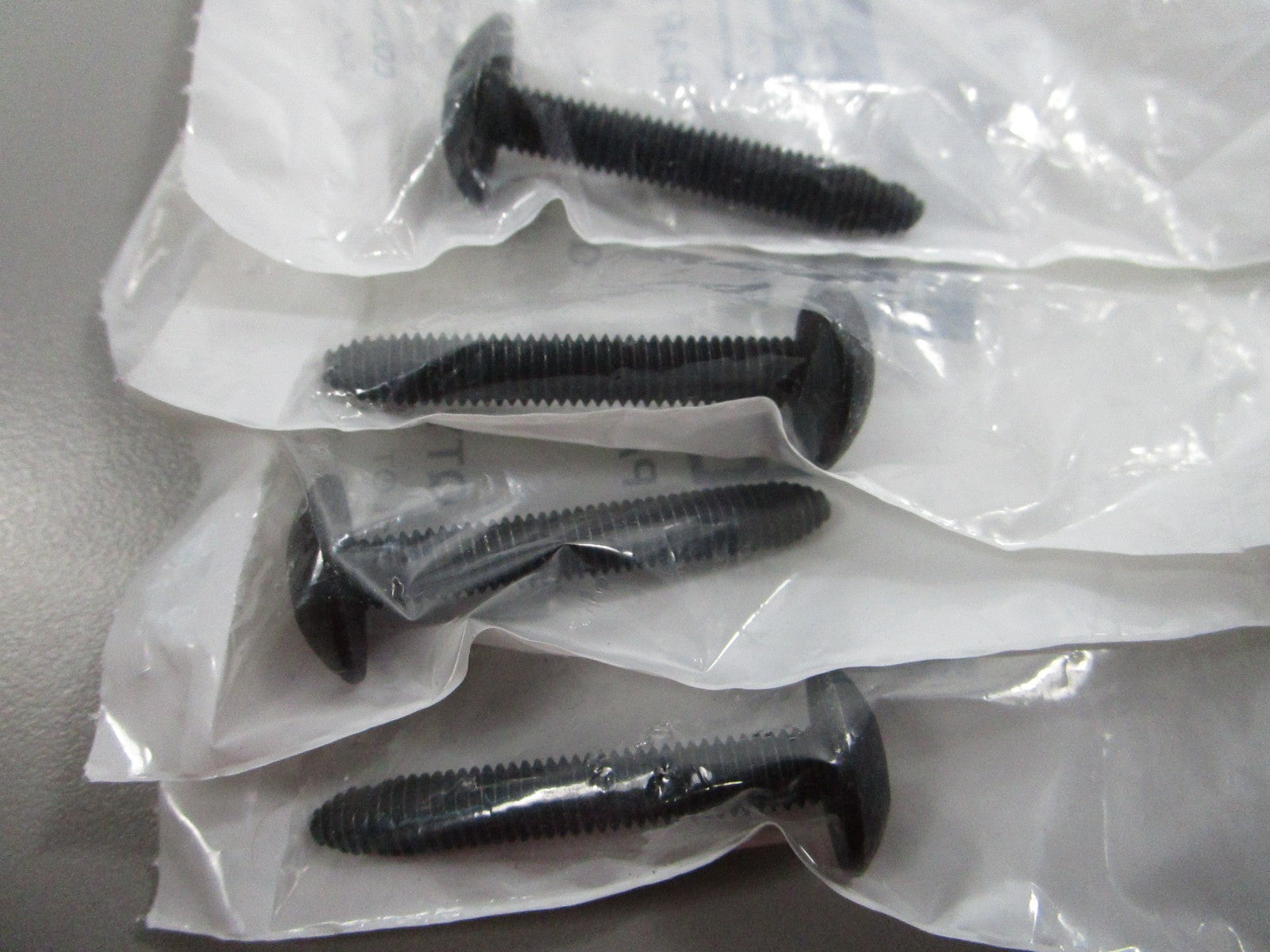 NEW OEM (LOT OF 4) 7519001 Polaris Screw 0810