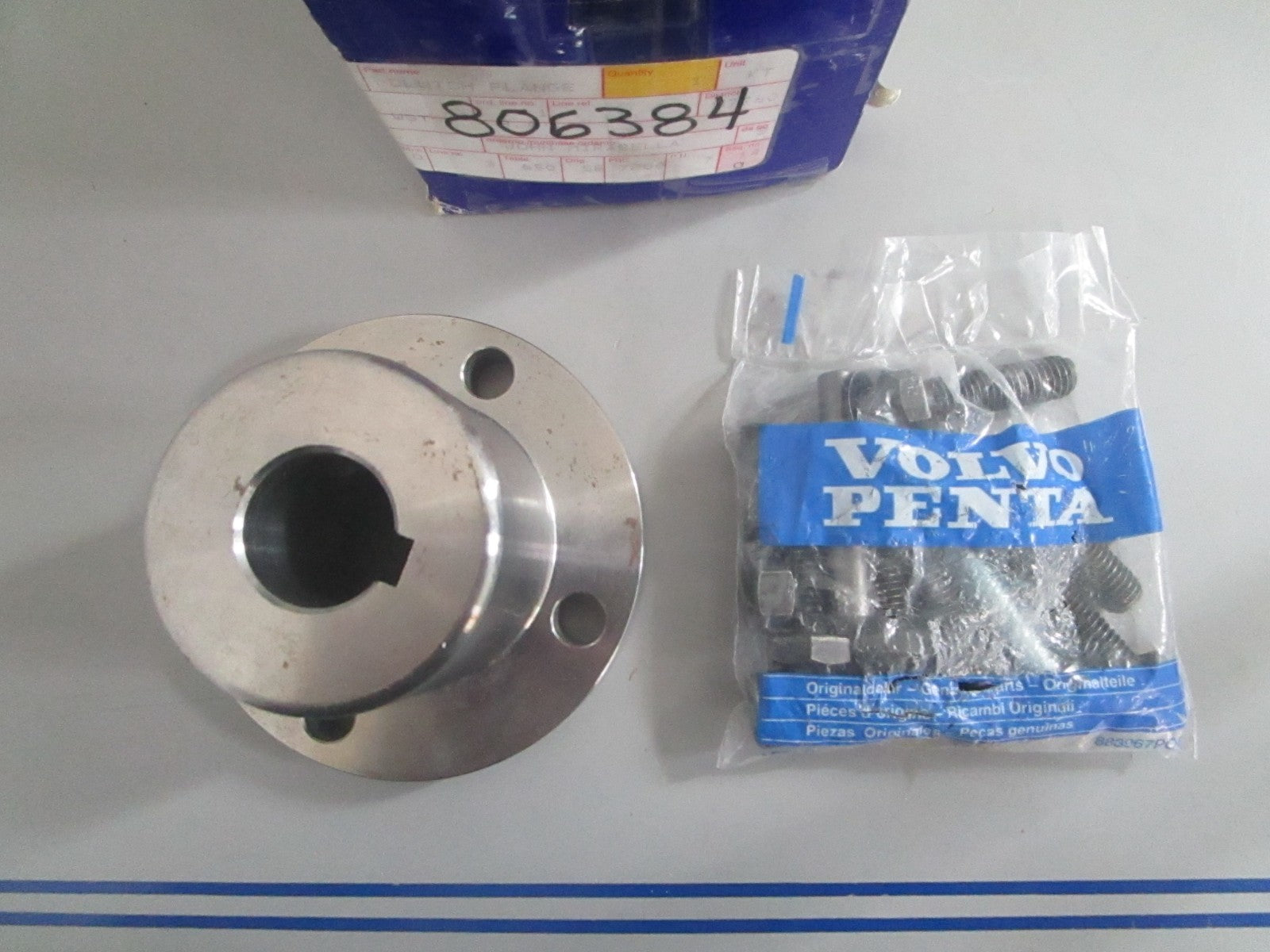 *NEW OEM* 0820 Volvo Penta Clutch Flange 806384