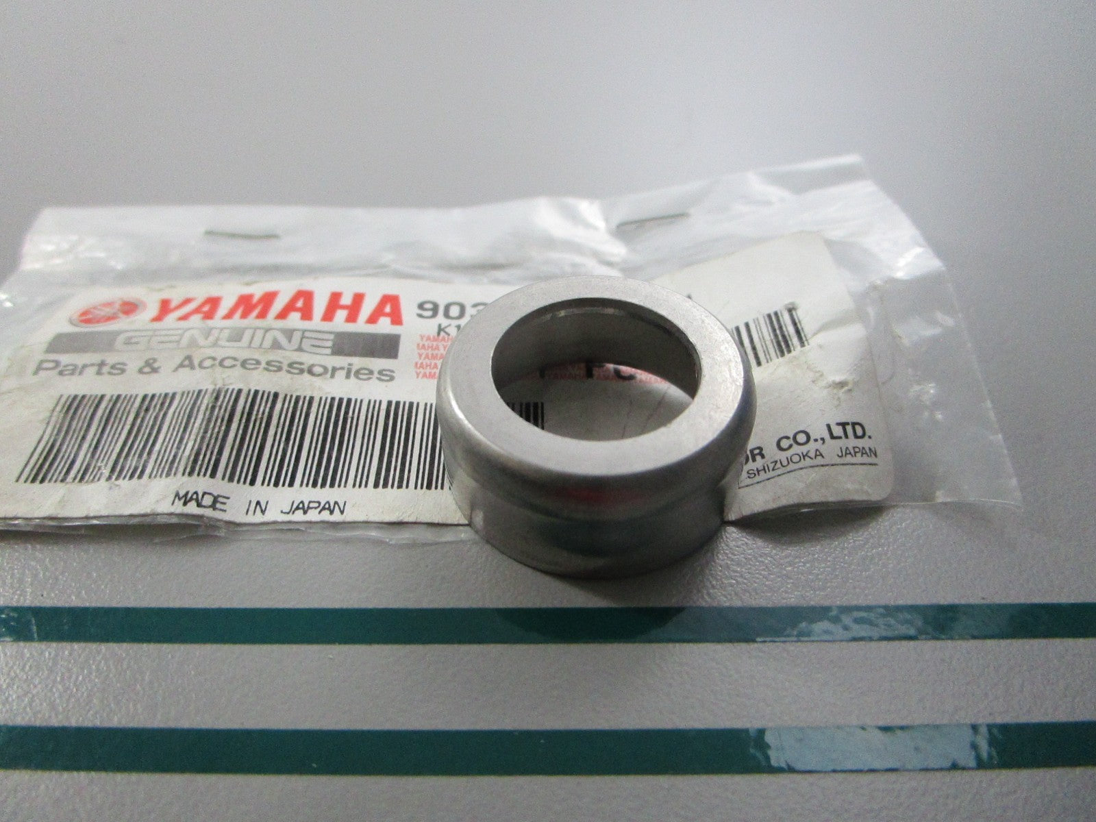 NEW OEM 90389-22M01-00 Yamaha Bushing 0810