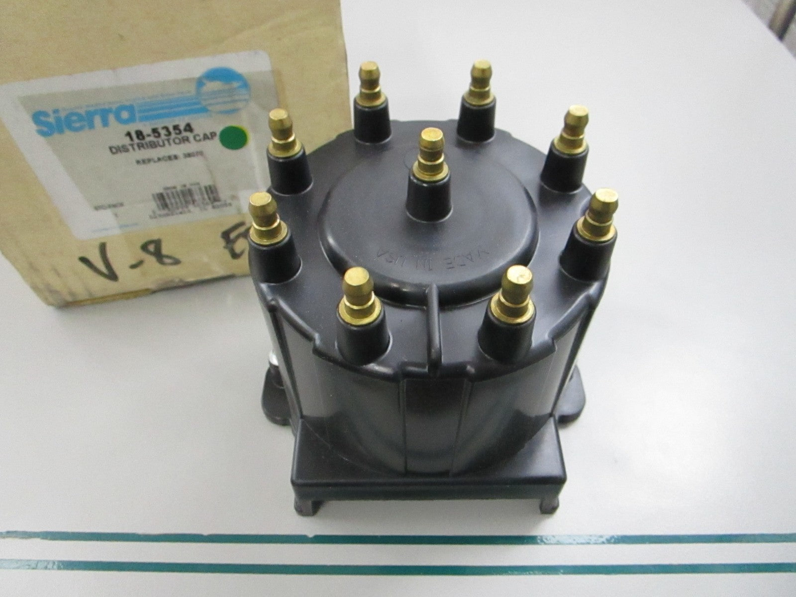 NEW 18-5354 Replaces: 38070 Sierra Distributor Cap 0810