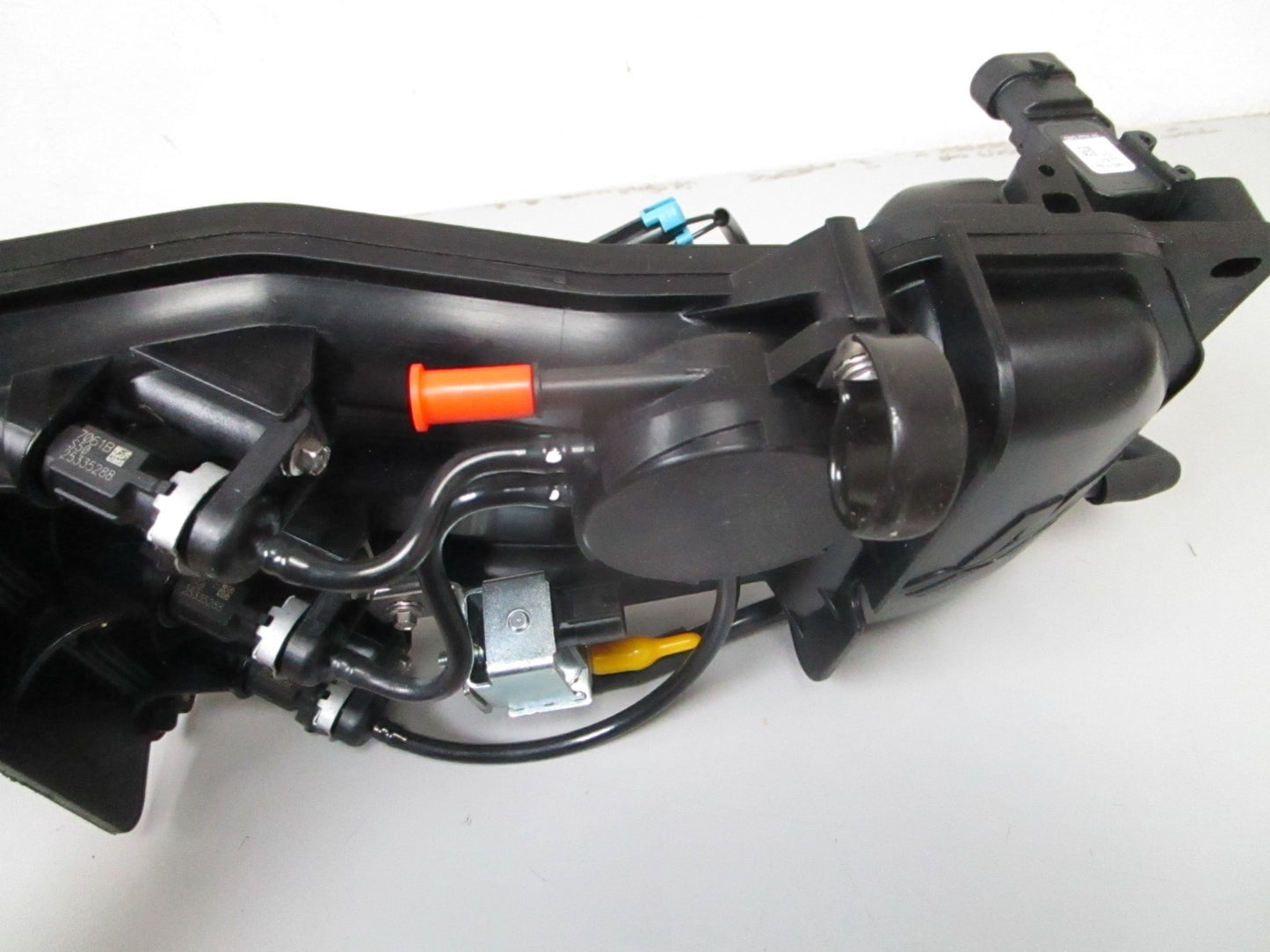 *NEW OEM* 0820 Mercury Quicksilver 3Cyl. Intake Manifold Assy 878139A07