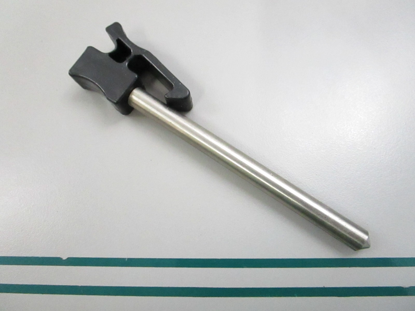 NEW OEM 433371 0433371 OMC Johnson Evinrude Trim Pin & Knob 0810
