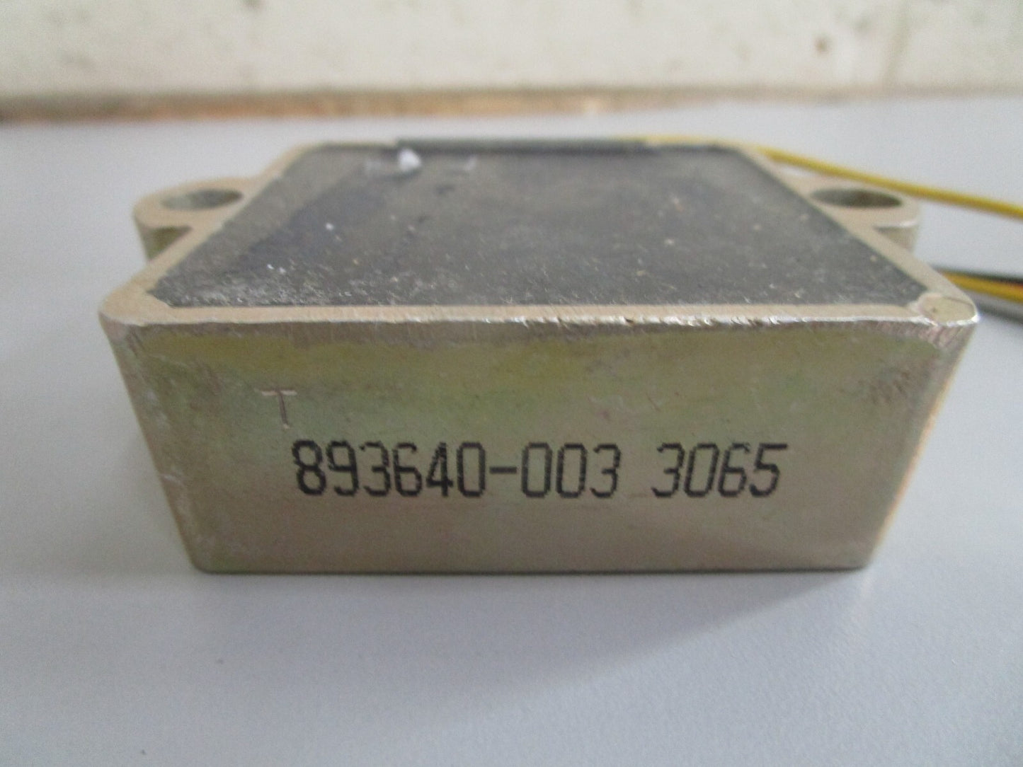 *NEW OEM* 0820 Mercury Quicksilver Voltage Regulator 883071A1