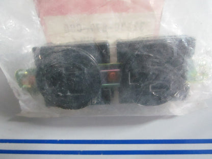 NEW OEM 32330-877-000 Honda Receptacle 0820