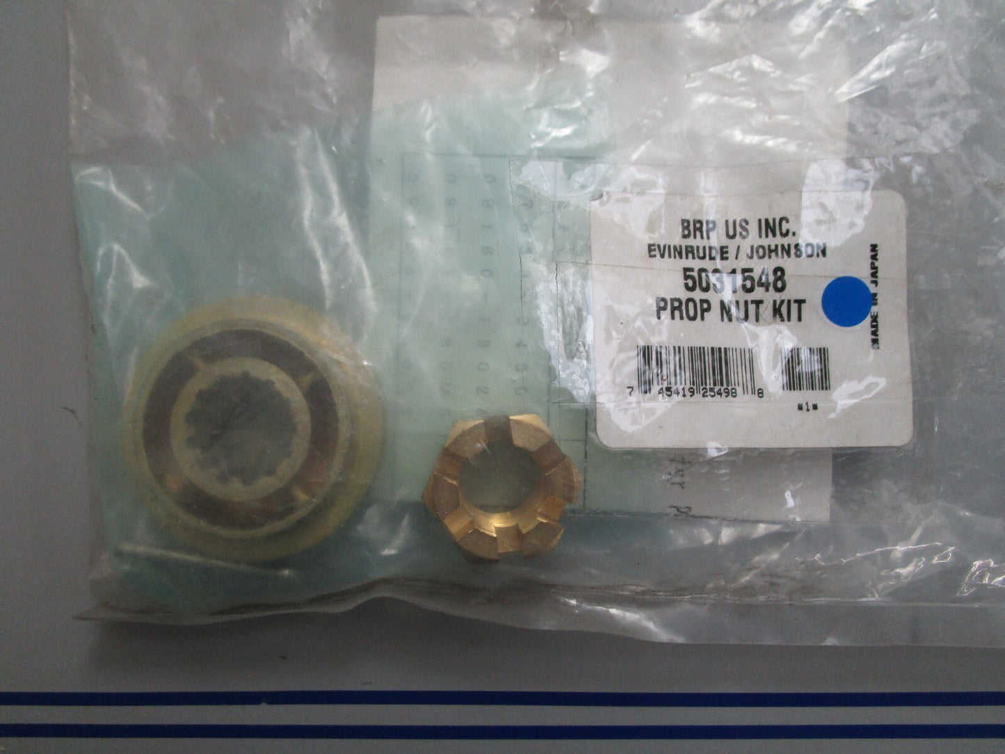 *NEW OEM* 0820 OMC Johnson Evinrude Prop Nut Kit 5031548